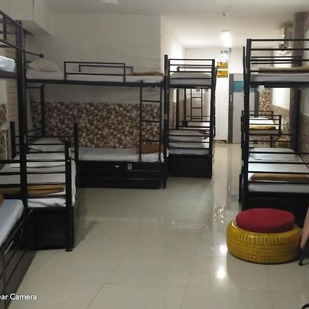Backpack Stay Mumbai Bagian luar foto